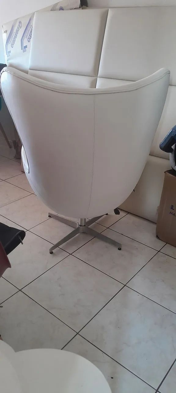 Cadeira EGG COURO BRANCO - Foto 4