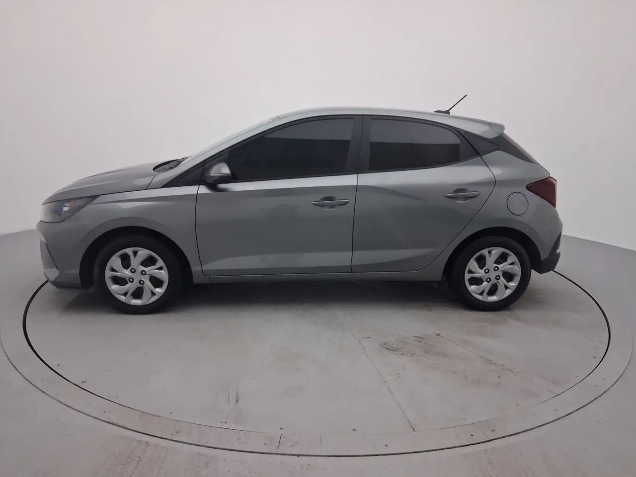 Hyundai HB20 Comfort Plus 1.0 Flex 12V Mec., foto 2 de 18