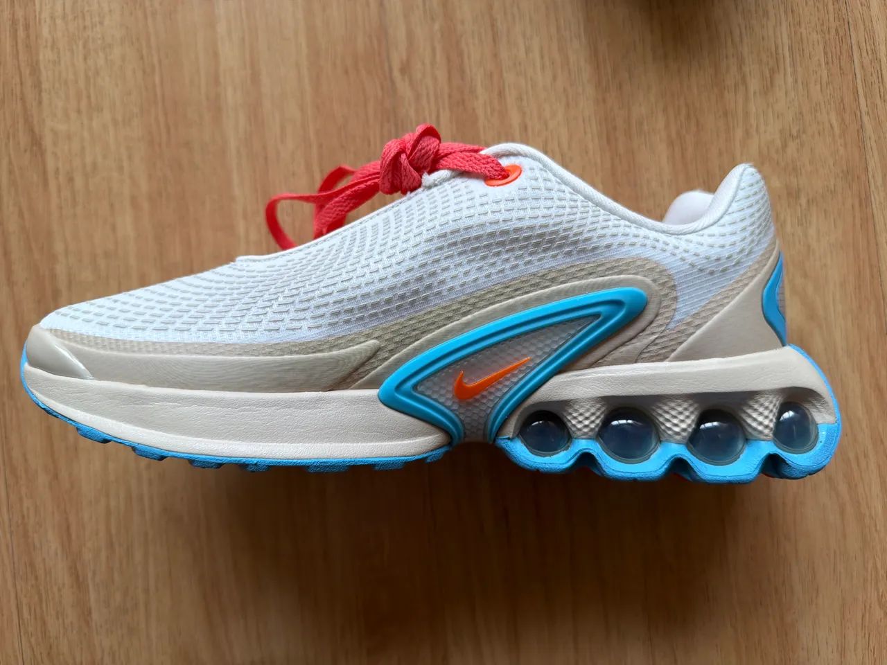 Tênis AirMax Dn Feminino (número 36) - Foto 2