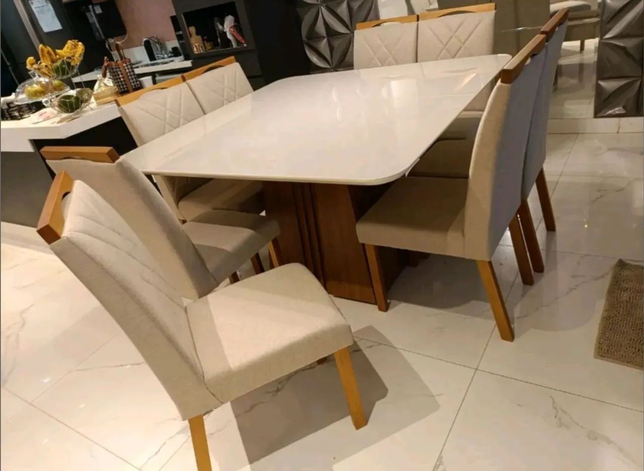 Mesa de jantar Bruna quadrada com oito cadeiras 140x140