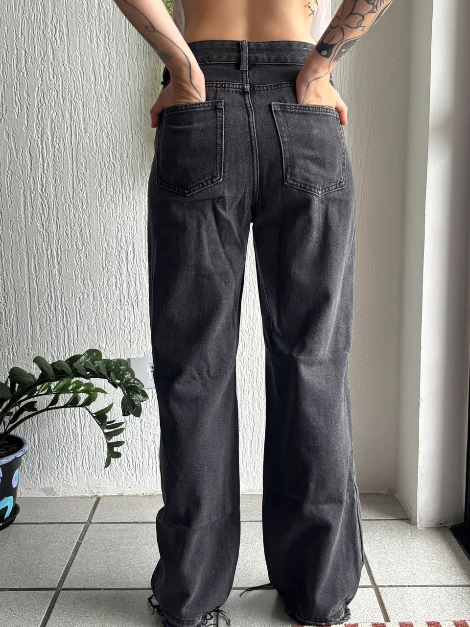 Calça jeans preta 38  - Foto 3