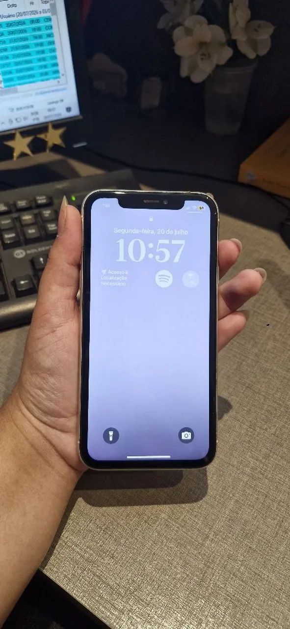 Vende-se iPhone Xr - Foto 2
