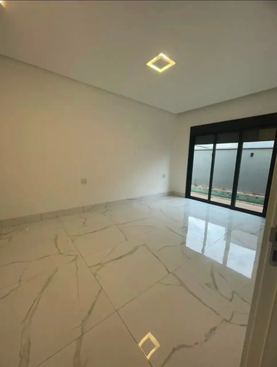 Casa Nova térrea para aluguel com 235 metros quadrados com 4 quartos - Foto 3
