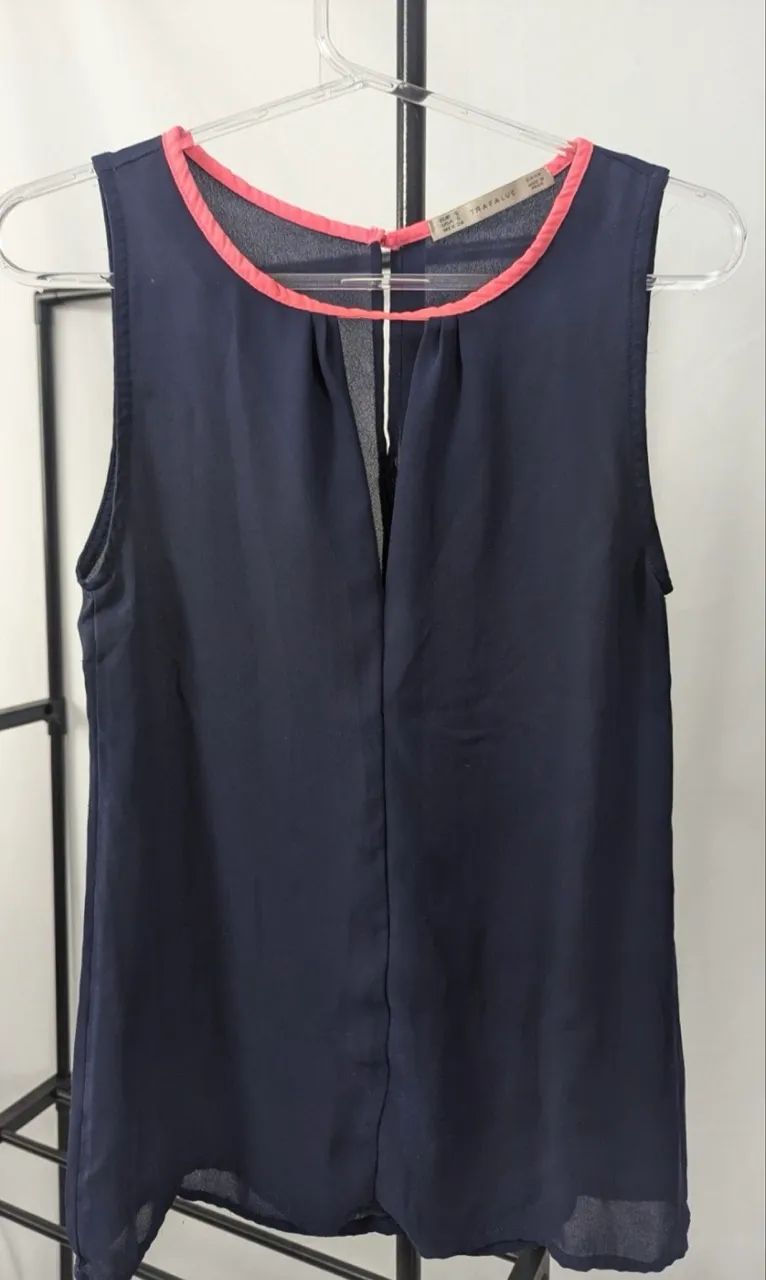 Regatas e blusas DE MARCA  - Foto 2
