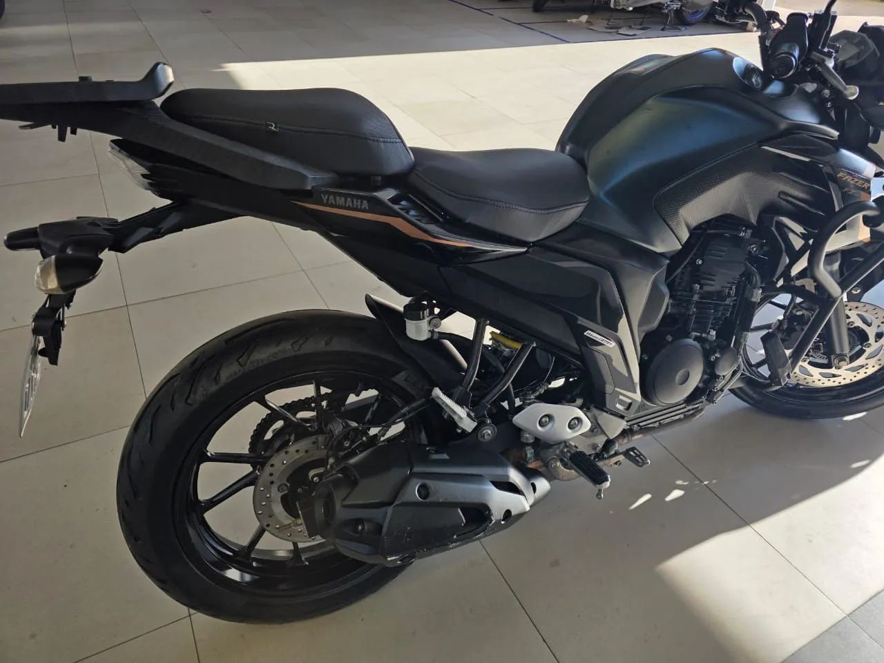 FZ25  - Foto 2