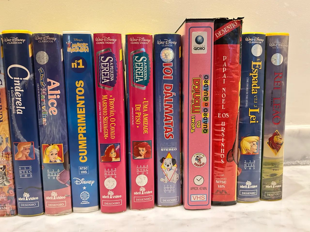 Lote com 18 vídeos VHS - maioria Disney  - Foto 4