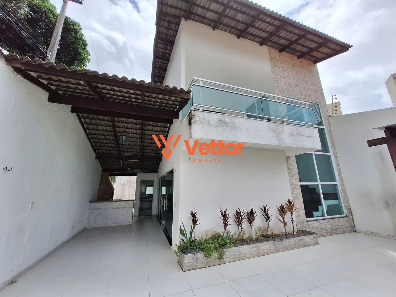 CASA DUPLEX COM 3 SUÍTES PARA ALUGAR NO PARQUE IRACEMA - Foto 2