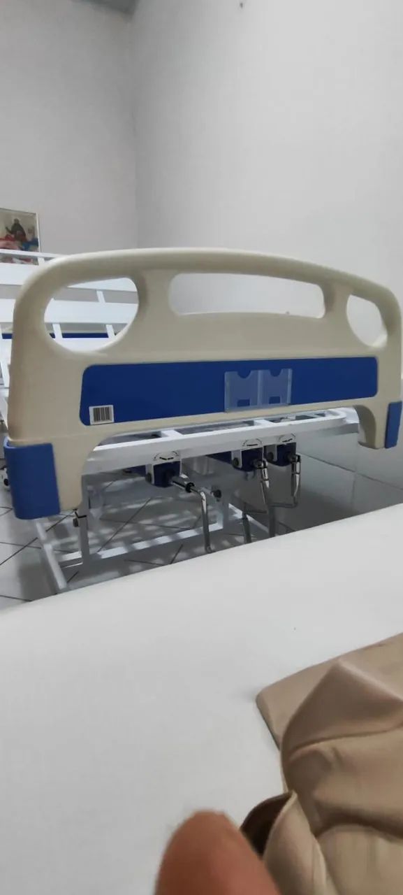Cama hospitalar com colchão incluso - Foto 4