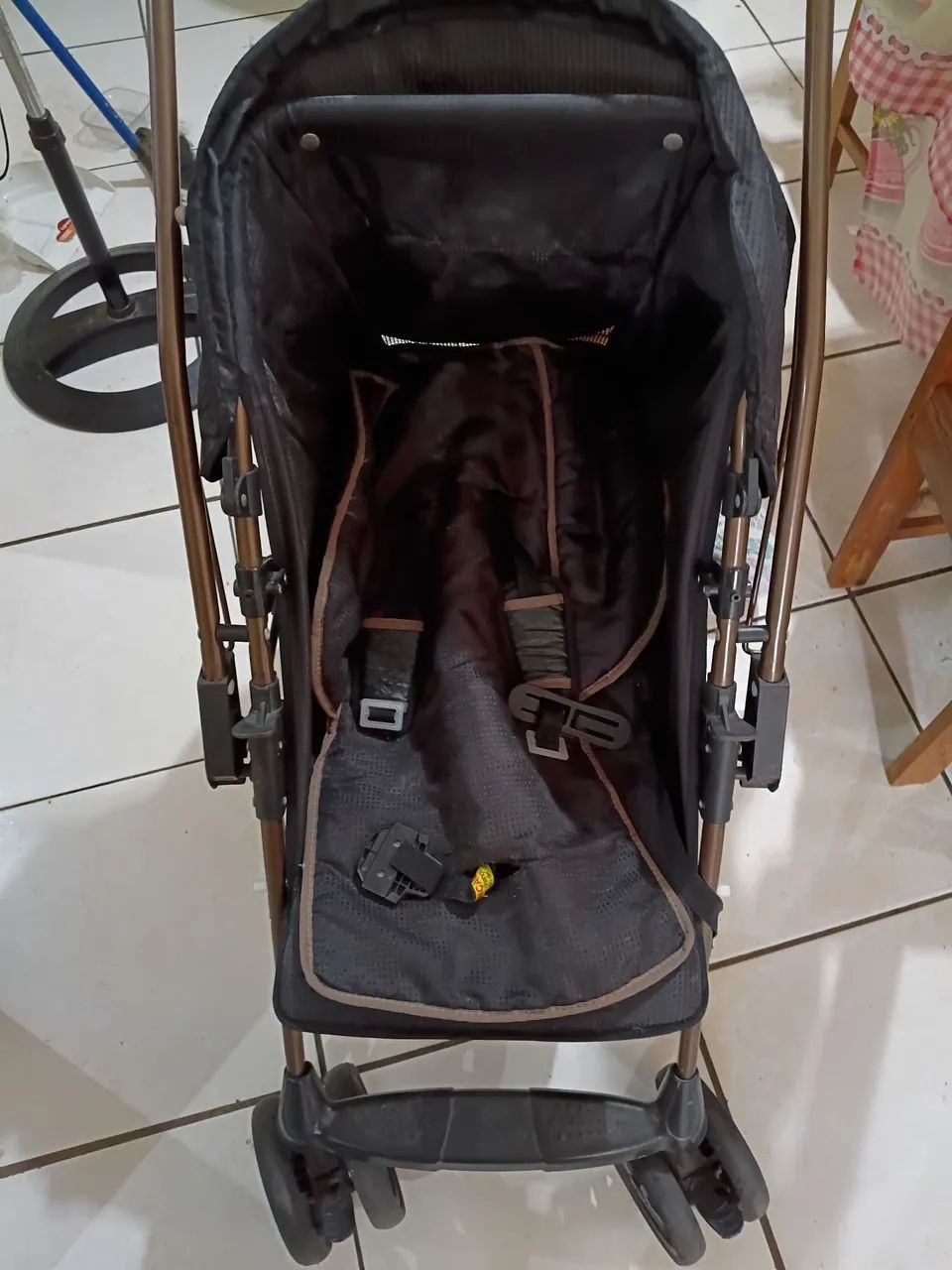 Carrinho de bebê e brinde - Foto 4