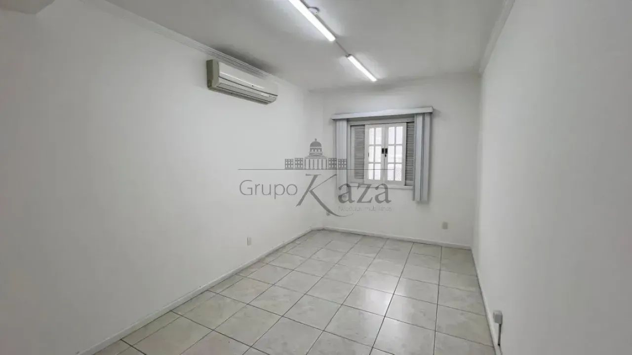 Imóvel para aluguel tem 200 metros quadrados com 4 quartos - Foto 4