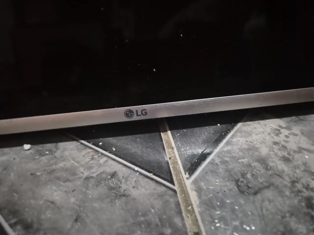 TV LG 65 Polegadas (com defeito)