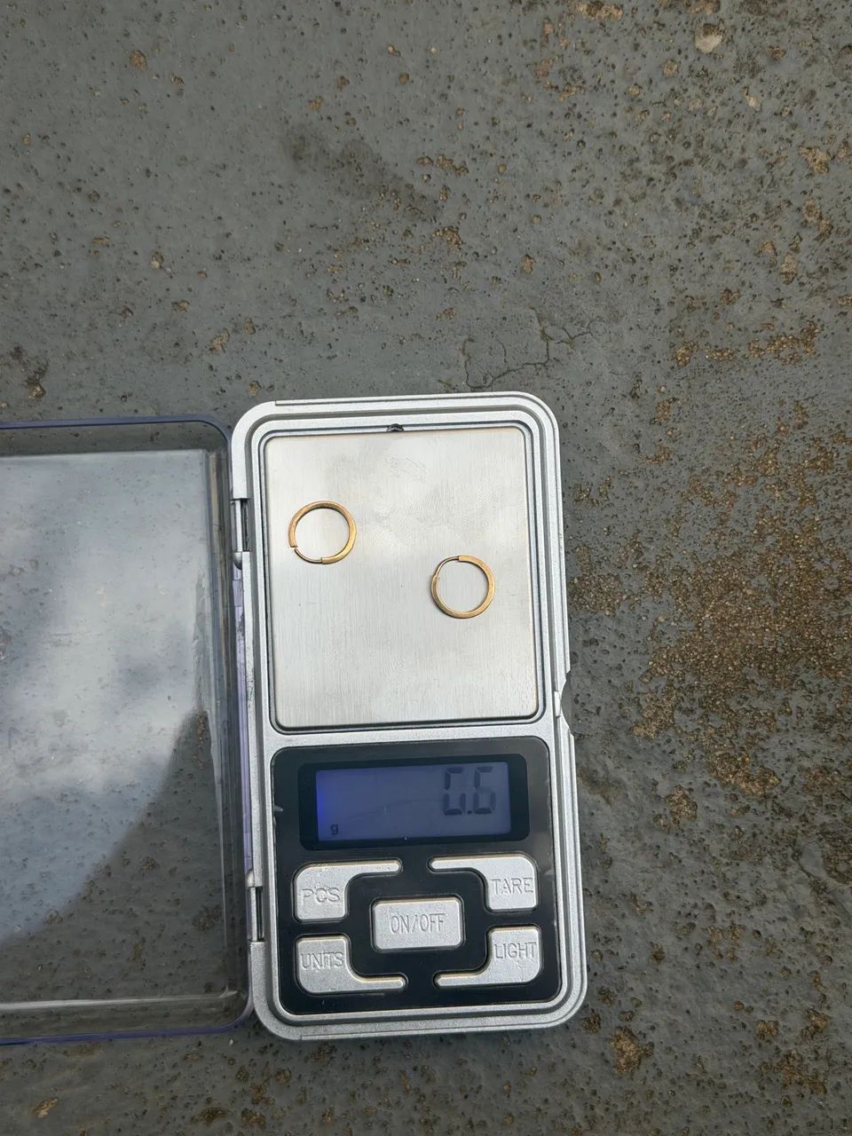 Brinco de ouro! Aceito cartão até 12x.