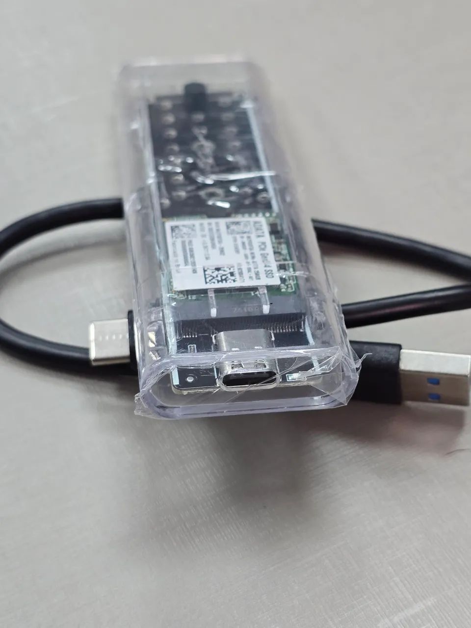 HD externo SSD nvme 256GB Adata - Foto 3