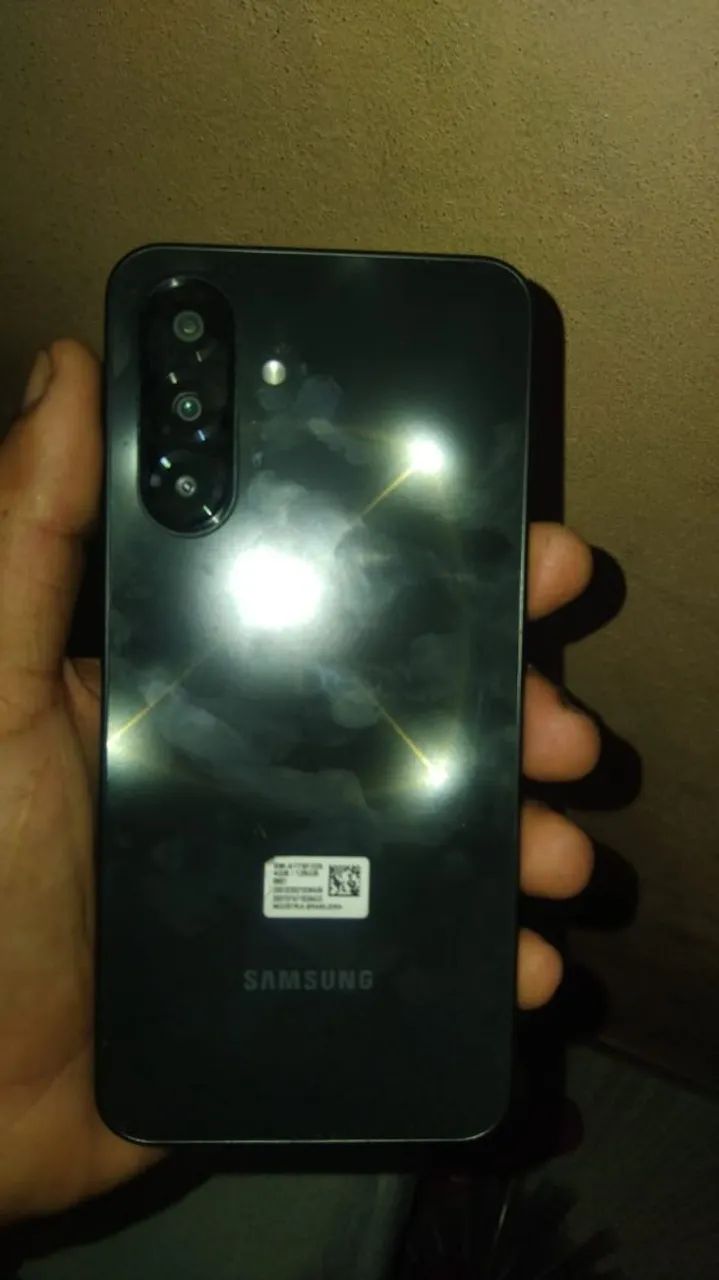 Vendo a17 novo