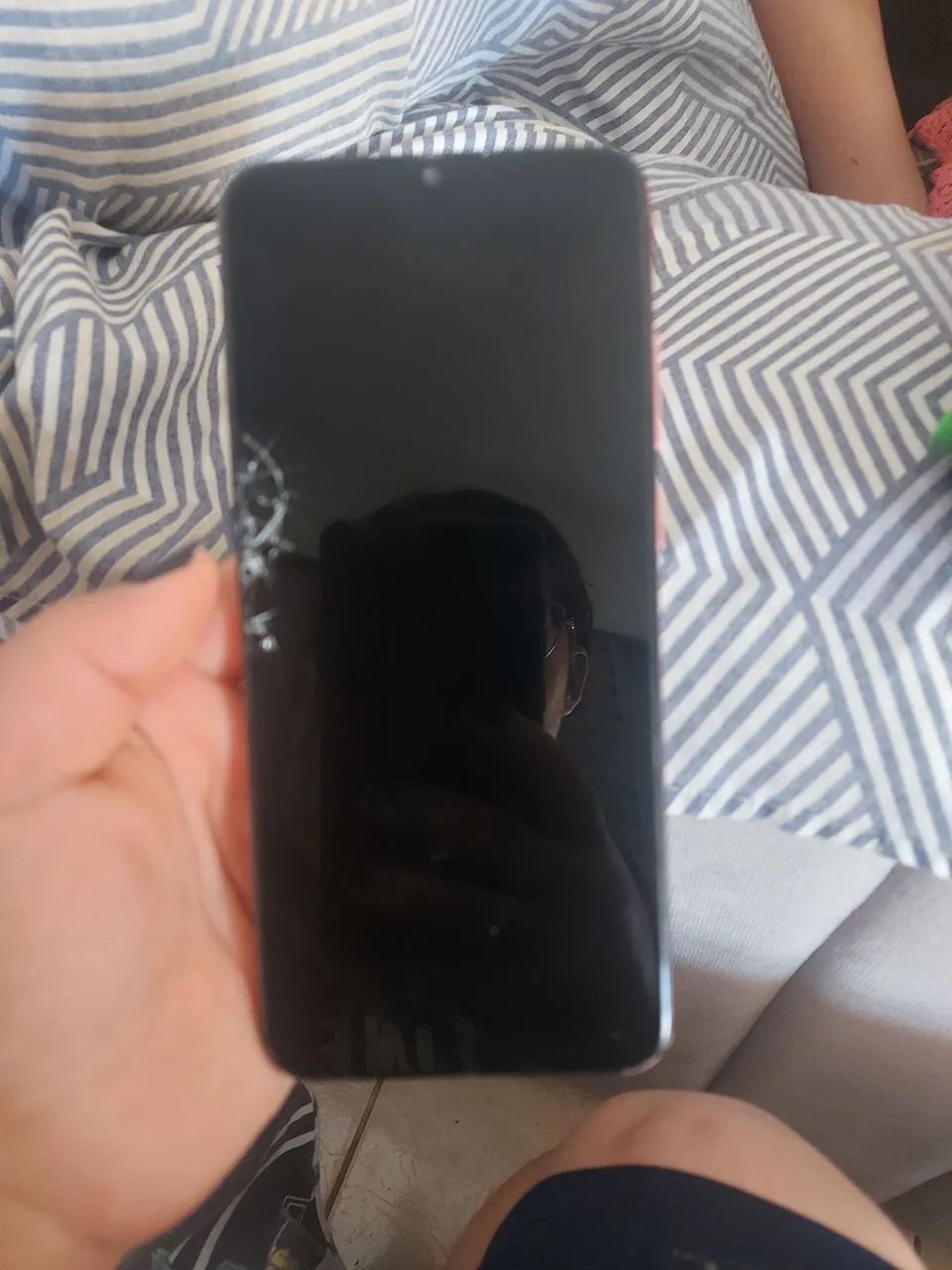 Celular para retirada de peça  - Foto 2