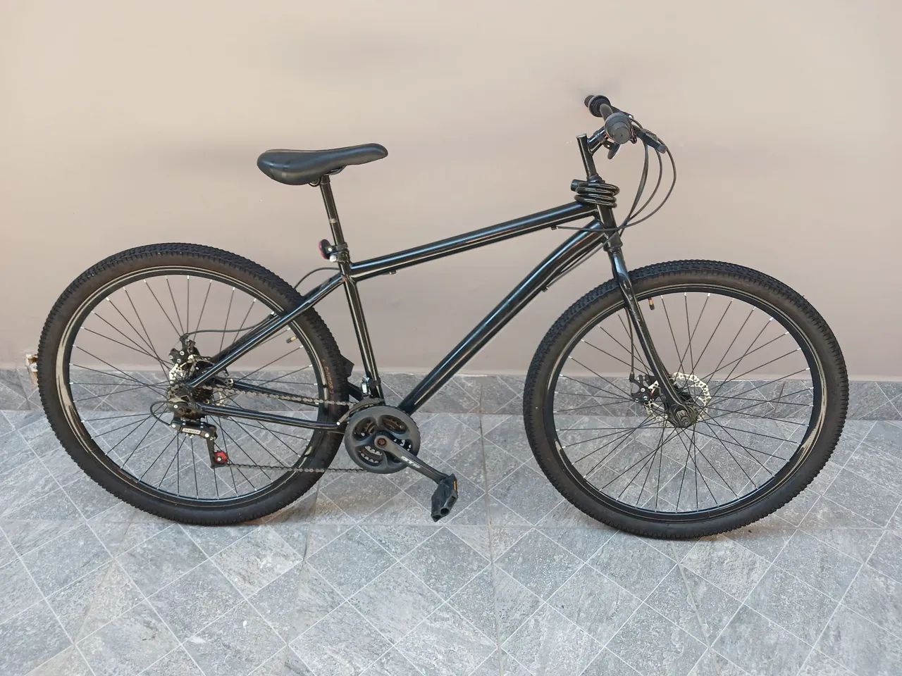 Bicicleta aro 29 preta 