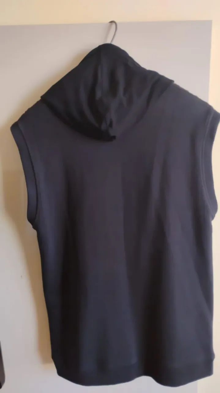 COLETE PRETO COM ZÍPER MARCA PARGAN  - Foto 2