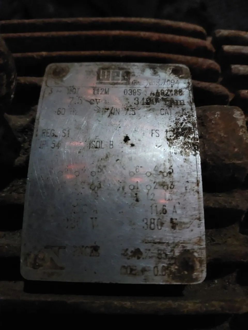 MOTOR WEG 7,S CV
