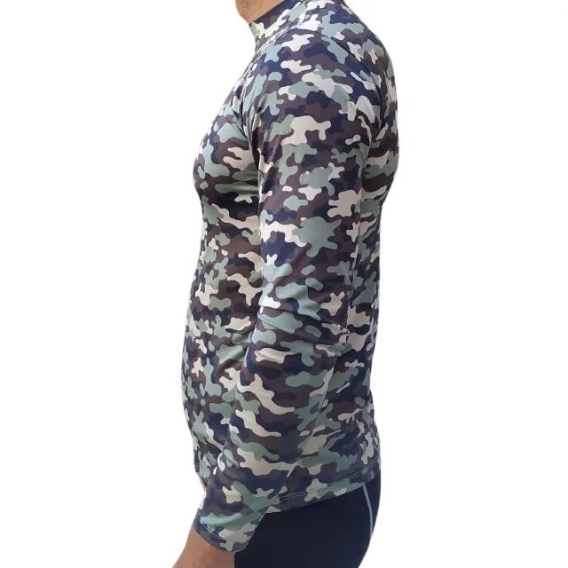 Camiseta de Compressão Camuflada - Foto 2