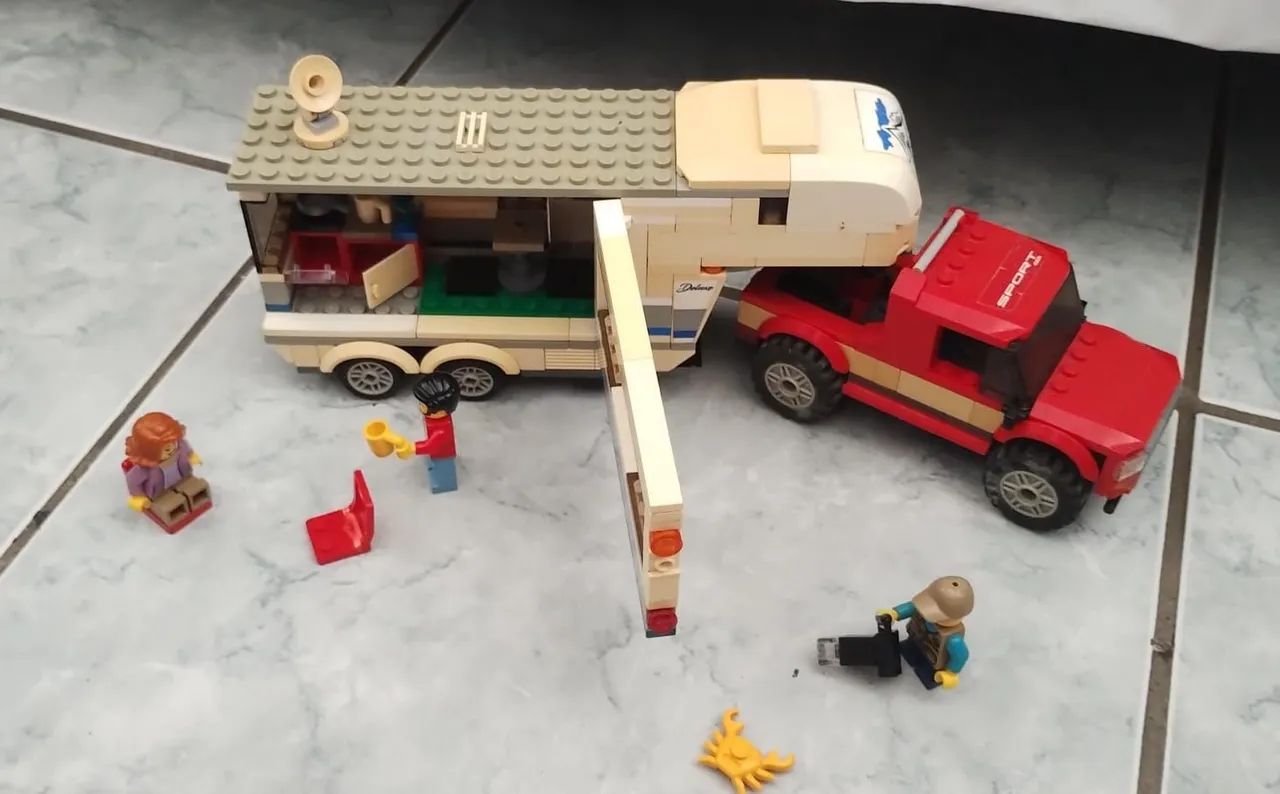 Lego City Pick-up e Trailer 60182