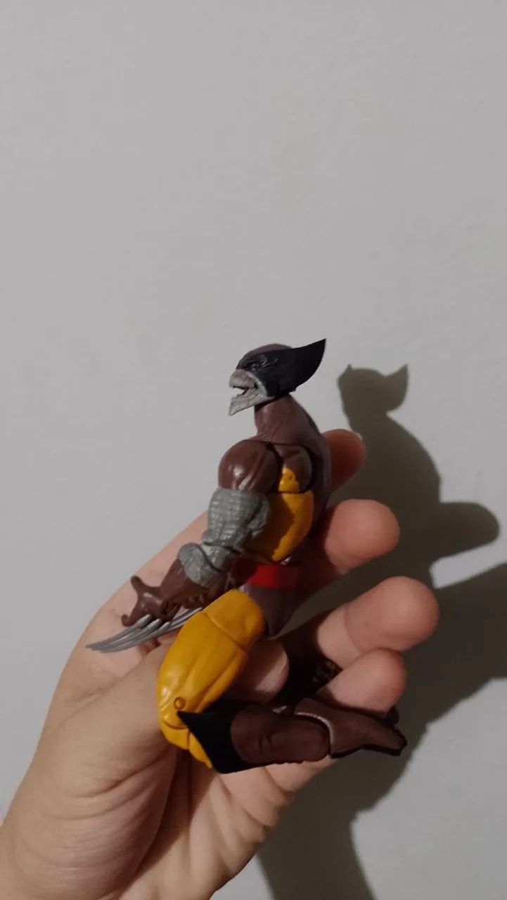 Wolverine Marvel Legends - Ninhada - Foto 2
