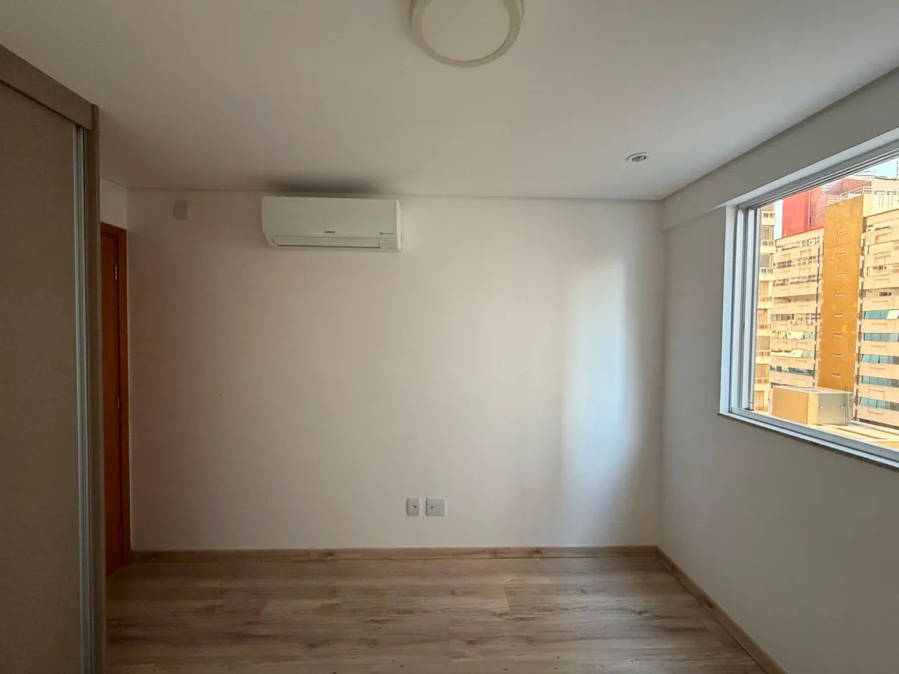 Alugo Apto 1 Quarto Savassi BH - Foto 2