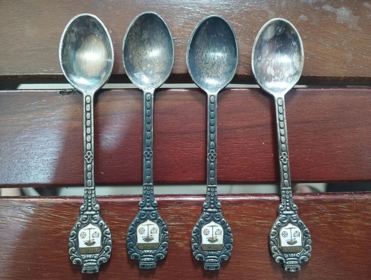Colher de coleção com brasão antiguidade