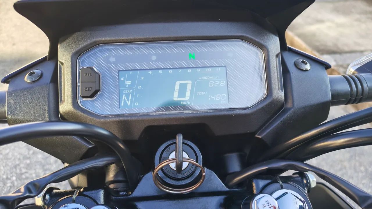 HONDA BROSS COM 1480 KMS  - Foto 2