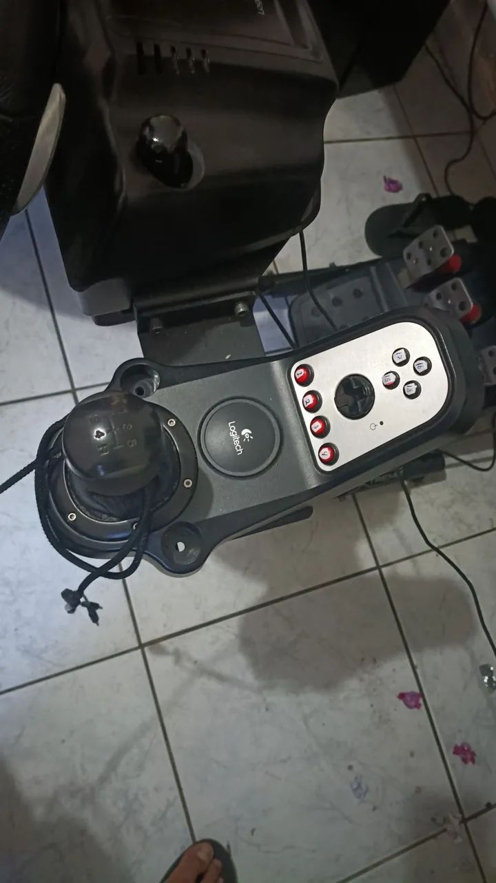 Volante g27 - Foto 2