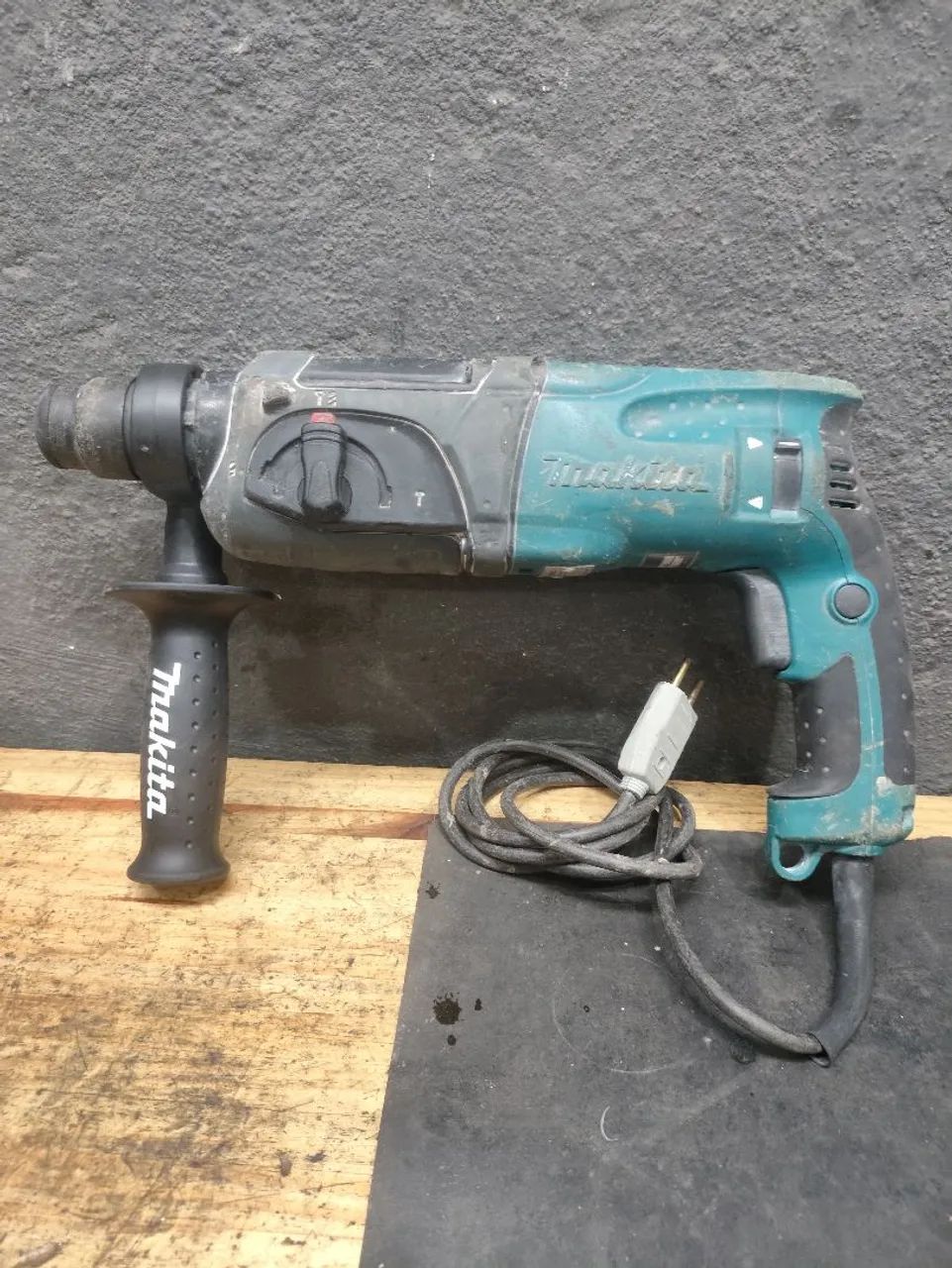 Manutenção de esquipamentos e ferramentas  - Foto 2
