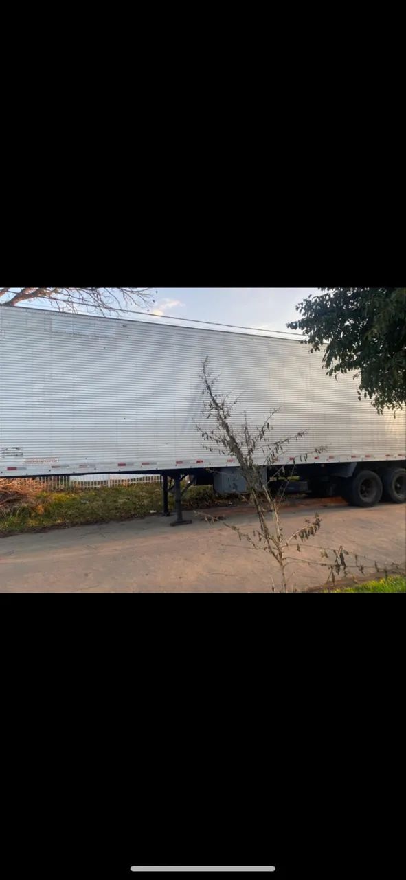  Carreta Baú  - Foto 4