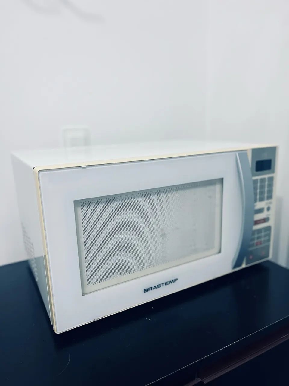 Microondas Brastemp branco 30L