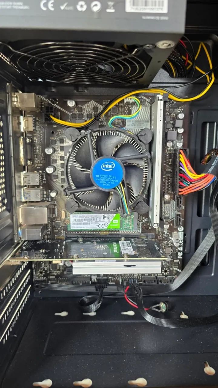 Computador Intel Core i5 10400 + 8Gb DDR4 + NVMe - Foto 3