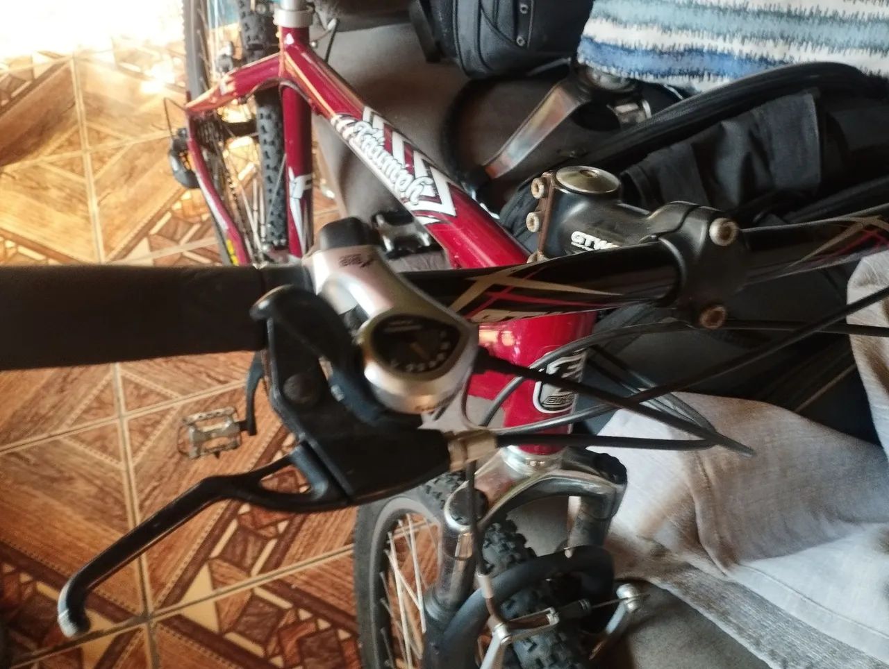 Bicicleta aro 26  - Foto 5