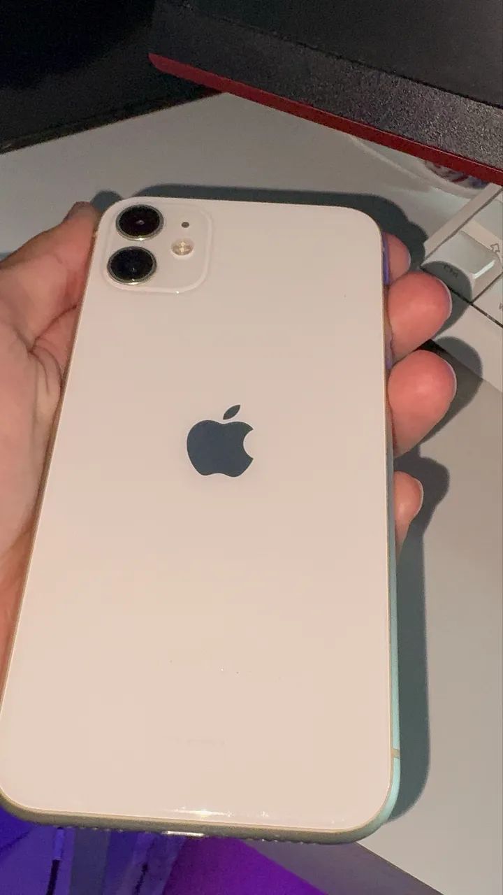 IPHONE 11 64 GB