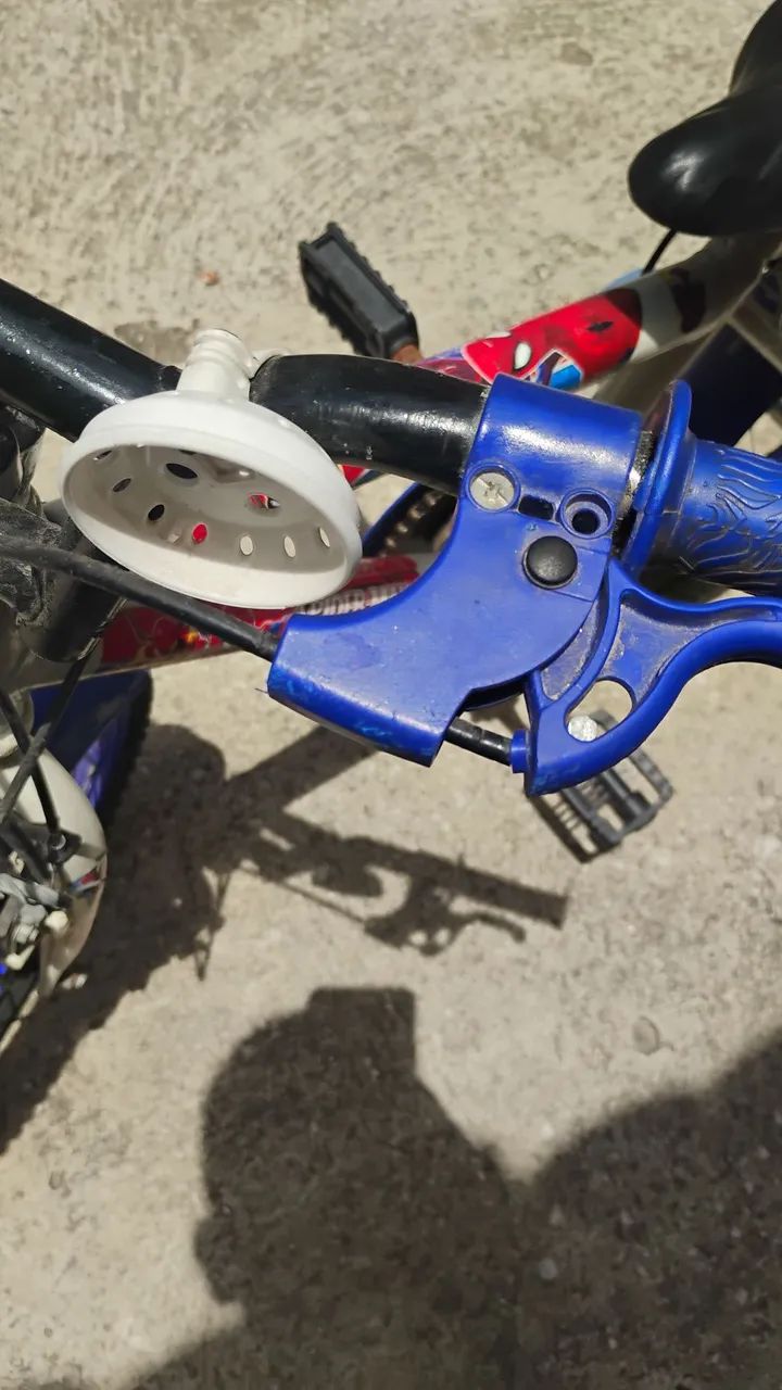 Bicicleta infantil 4 anos aro 16 - Foto 5