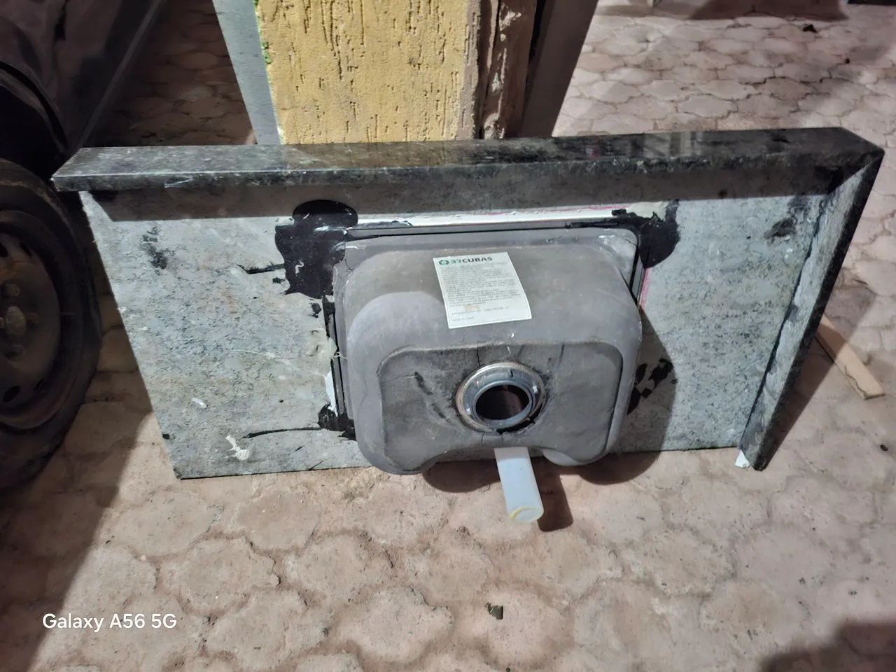 Sink442033808563906562