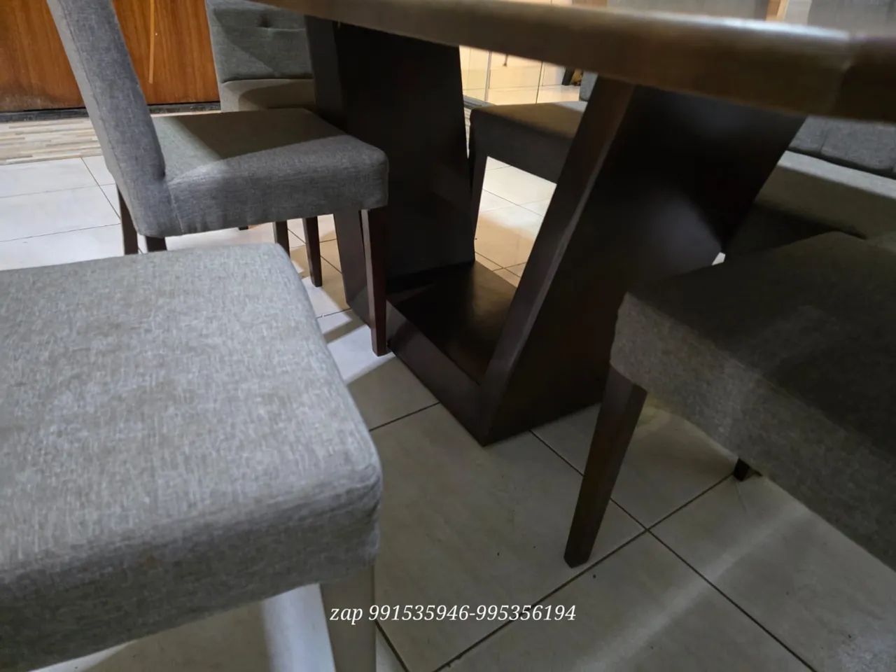 Mesa com 6 cadeiras  - Foto 2