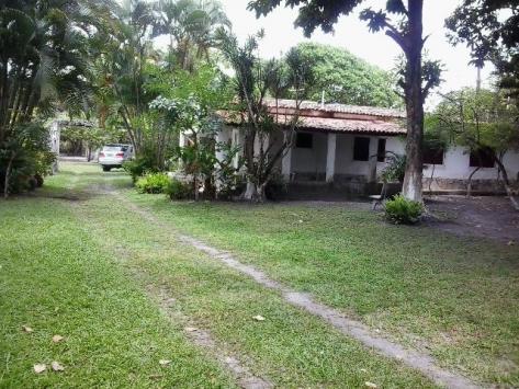 Chácara em Igarassú. Casa boa, 2 Piscinas, campo, etc - Foto 3