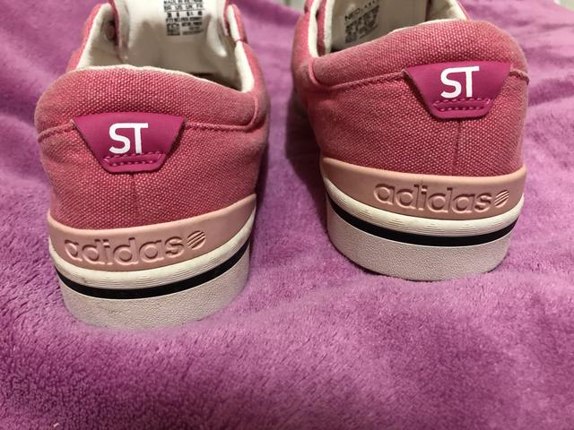 Tênis Adidas Original, tamanho 38