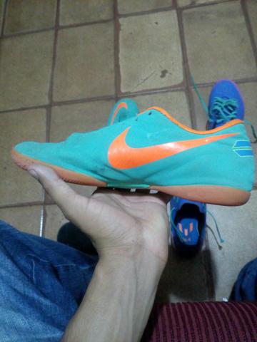 2 chuteiras, Nike mercurial e Adidas messi 16.4 - Foto 5
