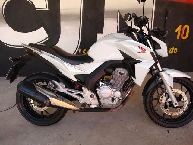 Cb 250 Twister - 2016 - Foto 2