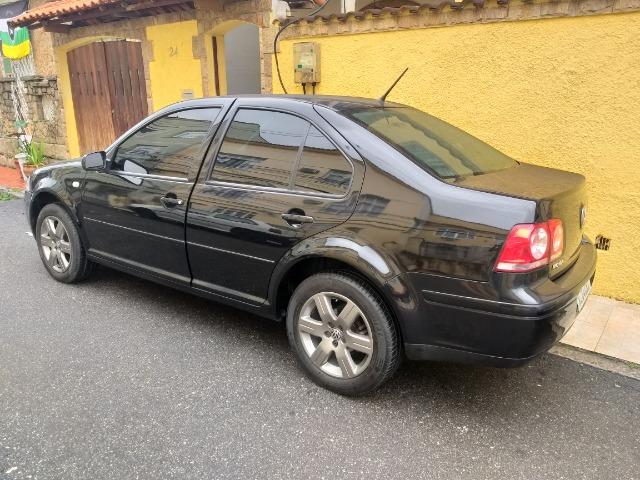 Vw Bora Comp. + Gnv troco e financio Aceito Carro ou Moto maior ou menor valor - Foto 9