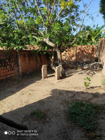 Vendo ou troco por carro casa na rua Fausto Bastos ! - Foto 5