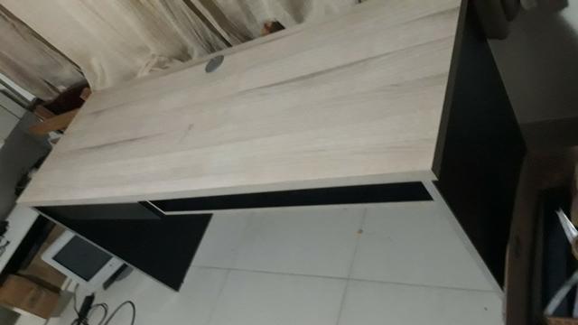 Escrivaninha em MDF - Foto 2