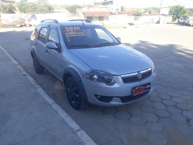 Pálio Trekking 1.6 Flex Completa 2016 - Foto 2