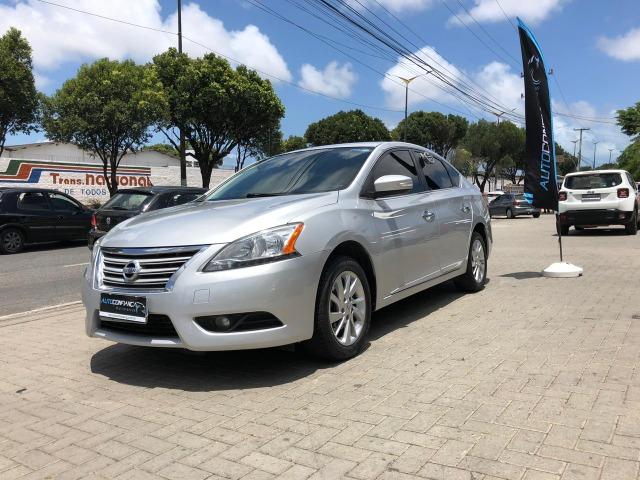 Nissan Sentra - Foto 2