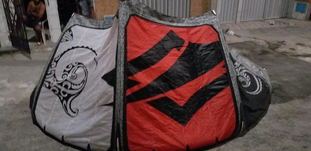Vendo kitesurf TAM. 10m 2013 estalando! - Foto 3