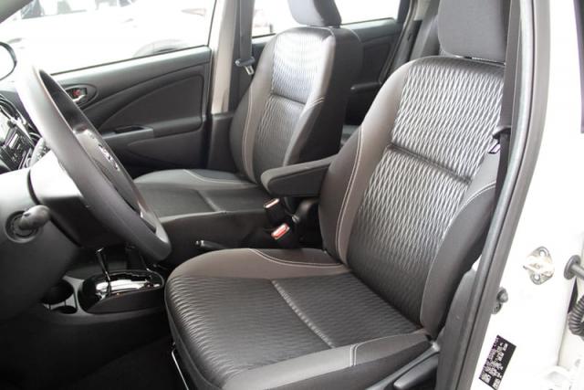 TOYOTA ETIOS HATCH X PLUS 15 AT 19/20 - Foto 15