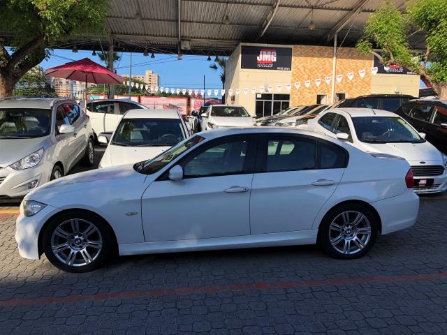 BMW 318I 2011/2012 2.0 SPORT 16V GASOLINA 4P AUTOMÁTICO - Foto 2